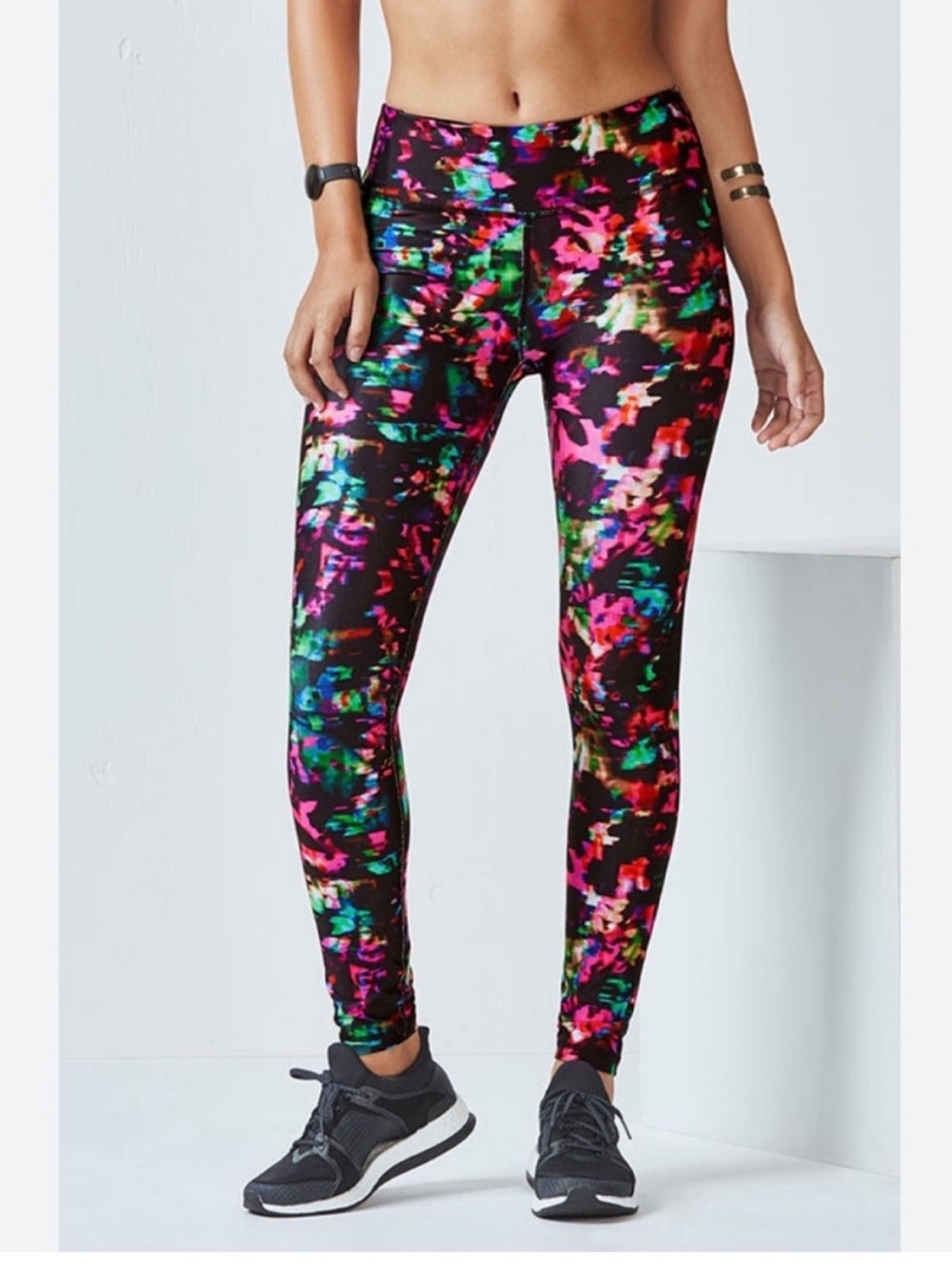 Fabletics Salar Chroma Multicolor Crop Leggings High Rise Workout Pants M